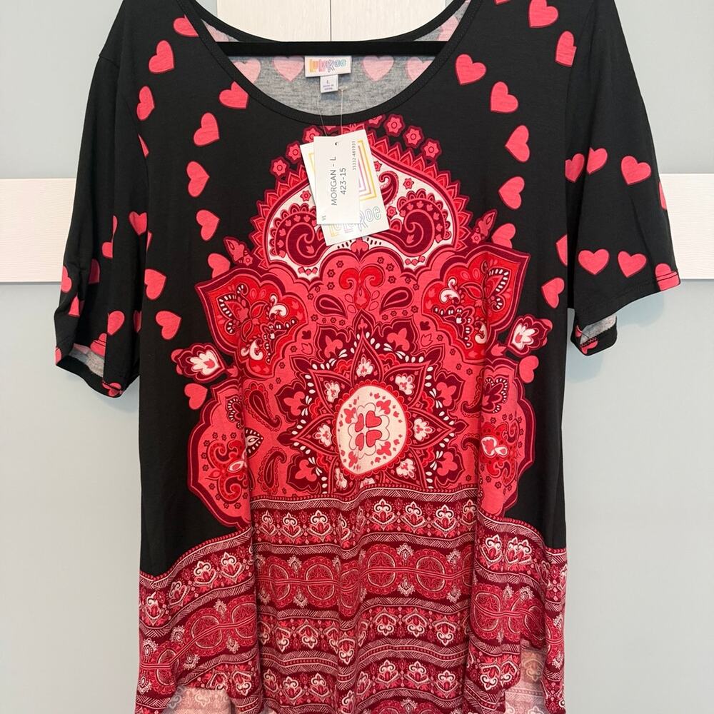 LuLaRoe Morgan Top Womens Large Hearts Paisley Black Pink NWT Valentine Boho
